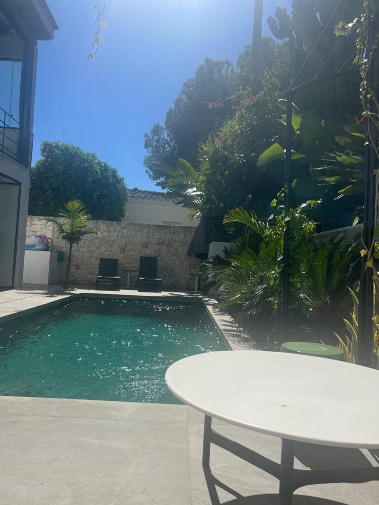 Villa – Chalet — Nueva Andalucía