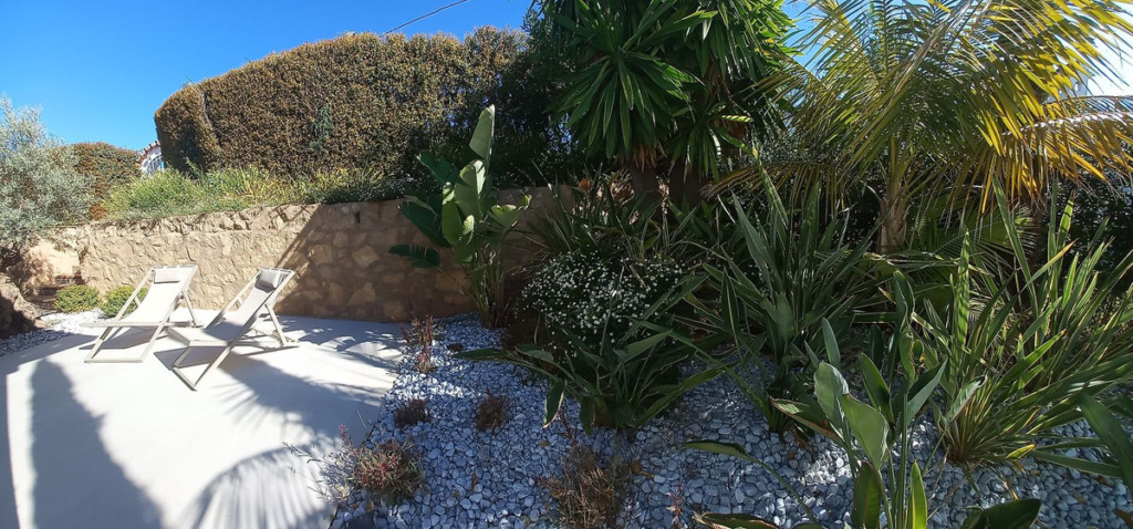 Villa – Chalet — El Chaparral