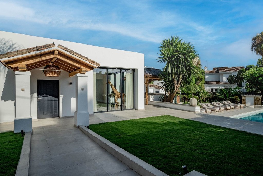 Detached Villa — Nagüeles