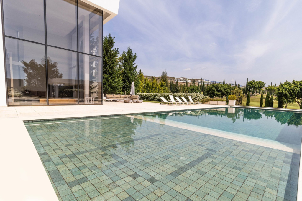 Villa – Chalet — Benahavís