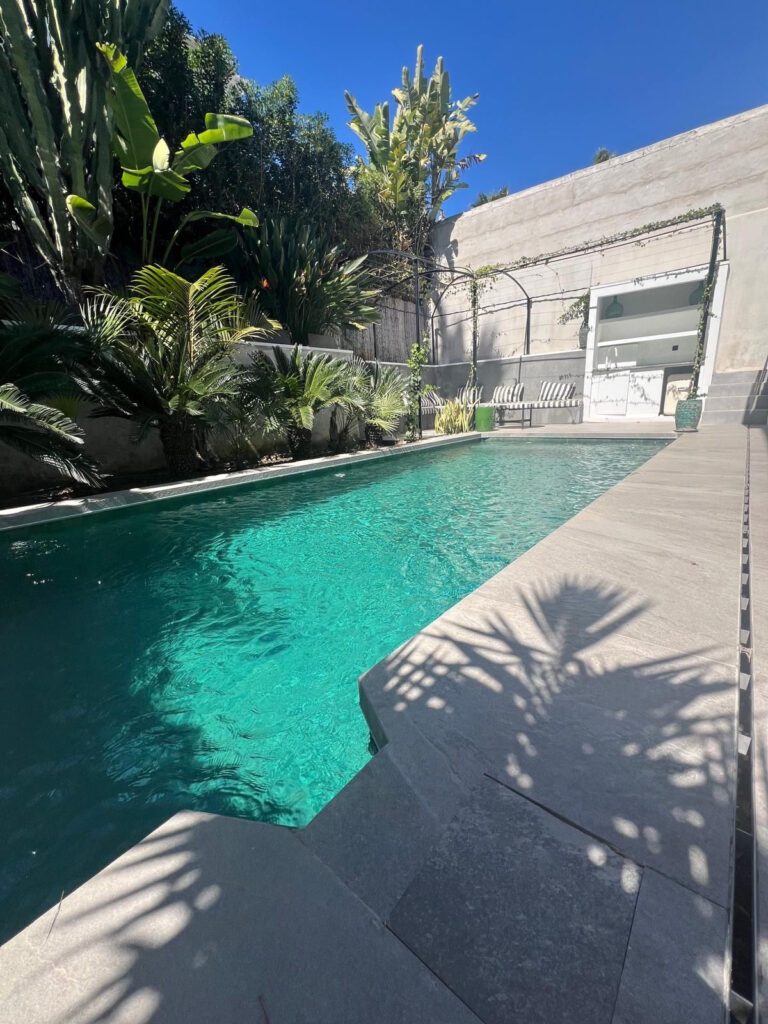Villa – Chalet — Nueva Andalucía
