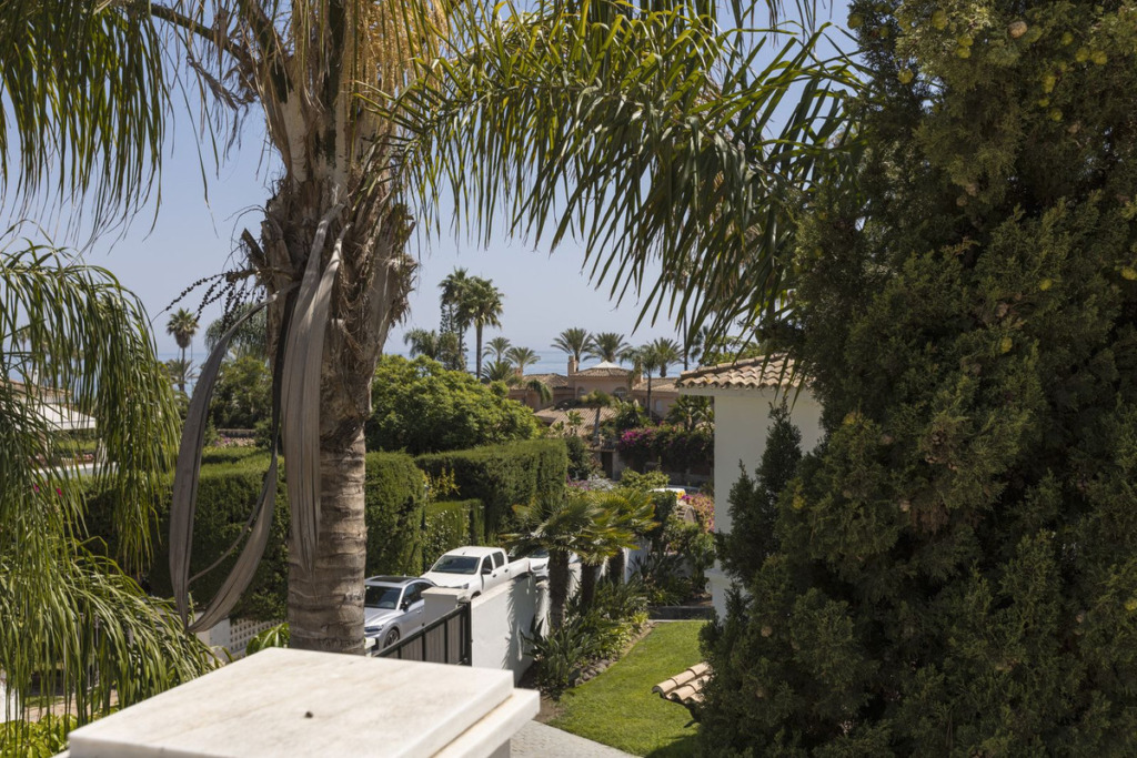 Villa – Chalet — Los Monteros