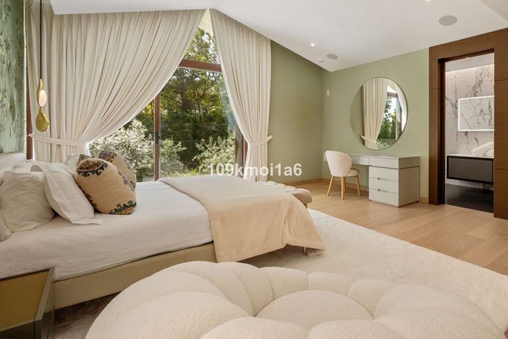 Detached Villa — Sierra Blanca