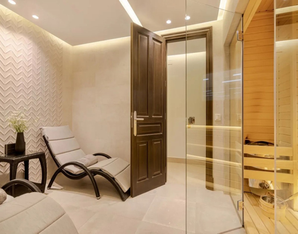 Detached Villa — Sierra Blanca