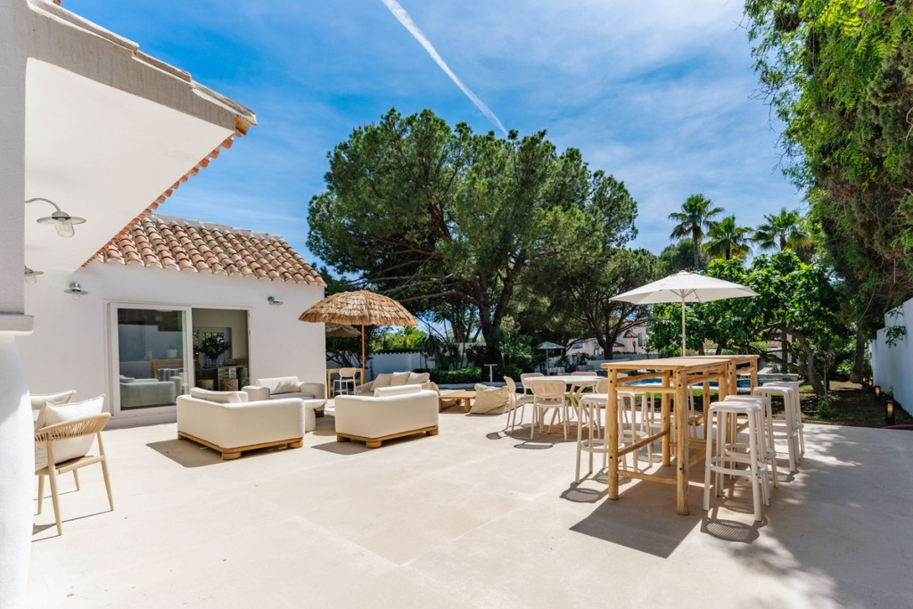 Detached Villa — Costabella