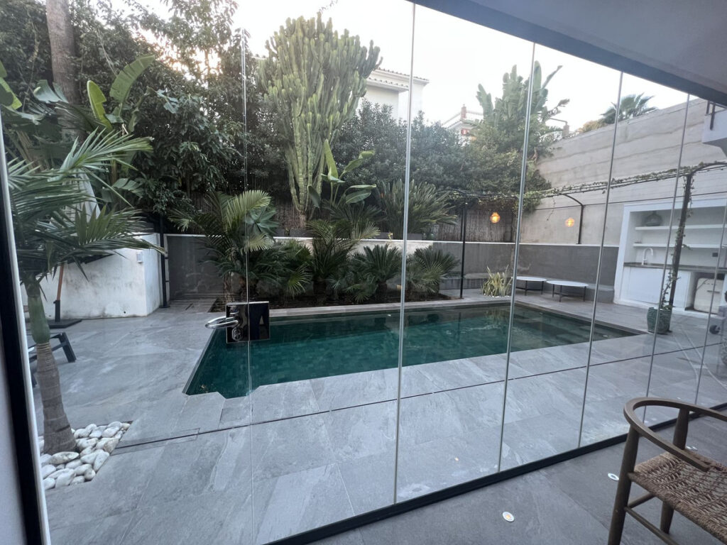 Villa – Chalet — Nueva Andalucía