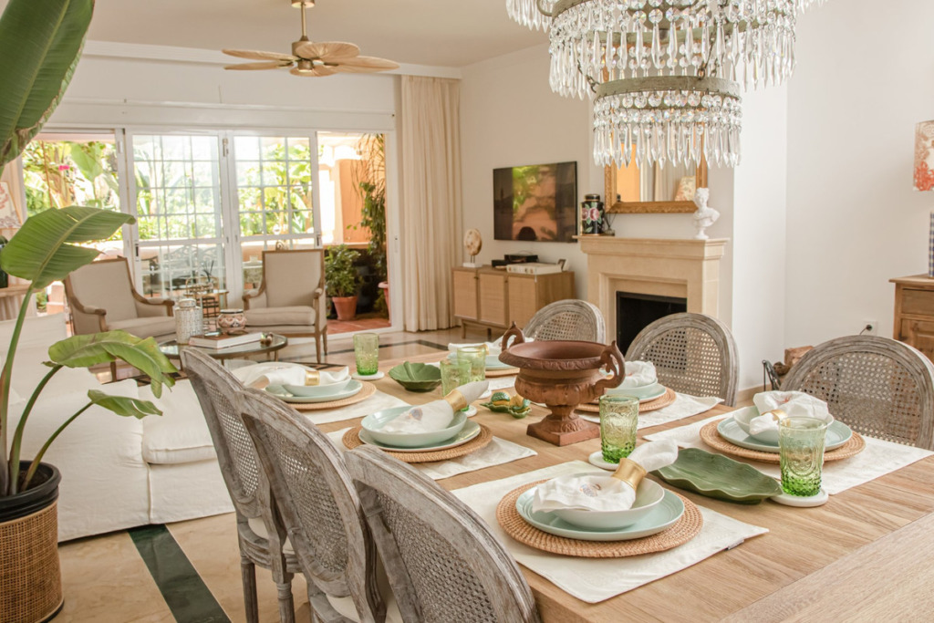 Townhouse — The Golden Mile