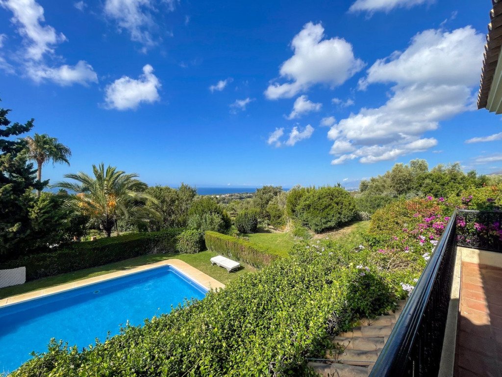 Detached Villa — El Rosario