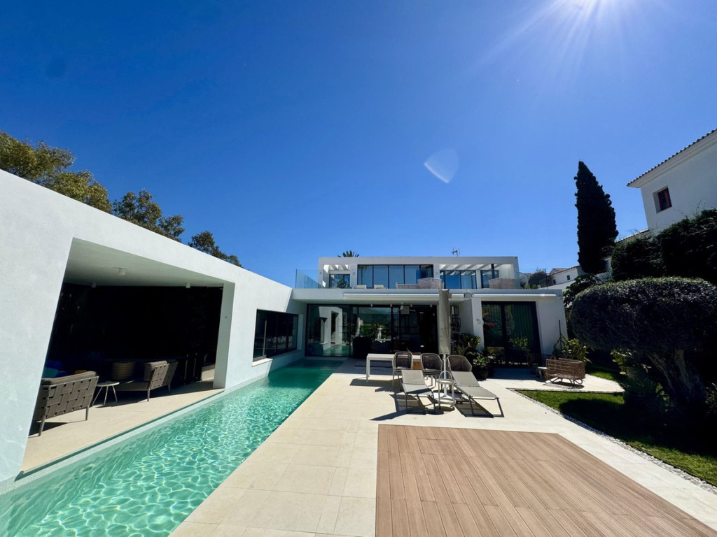 Detached Villa — Benahavís