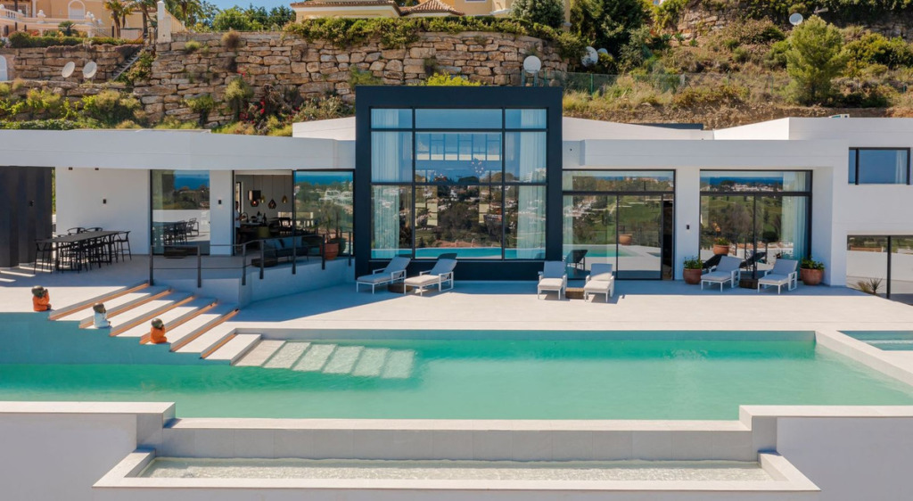 Detached Villa — Benahavís
