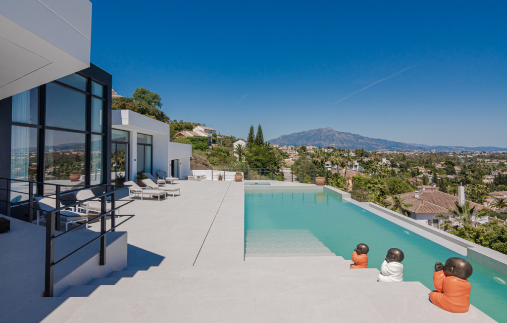 Detached Villa — Benahavís