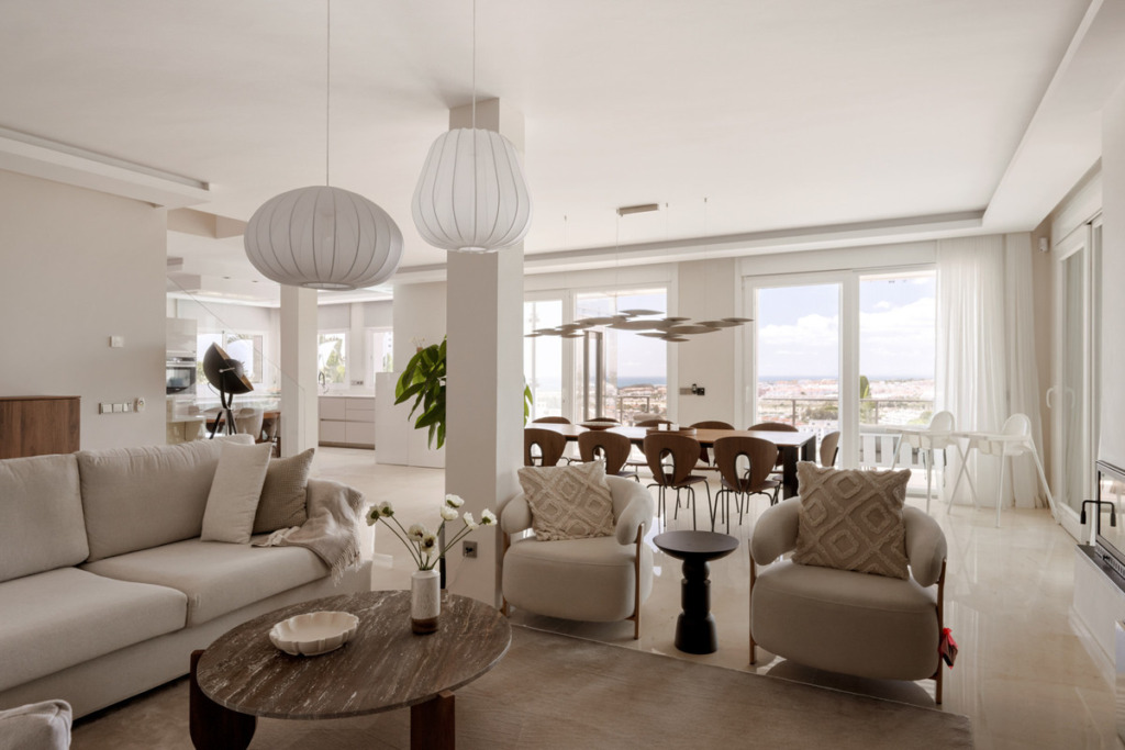 Villa – Chalet — Nueva Andalucía
