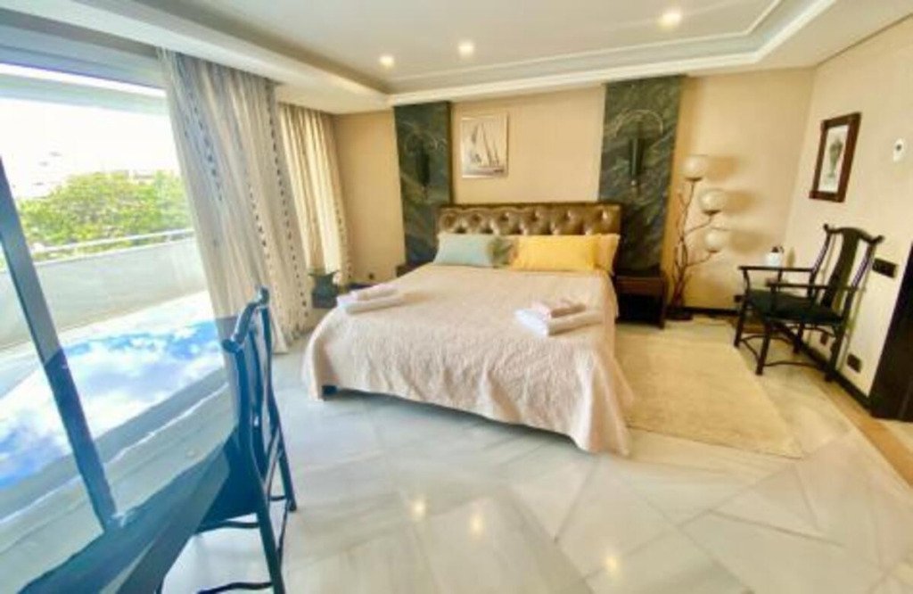 Apartamento Planta Media — Marbella