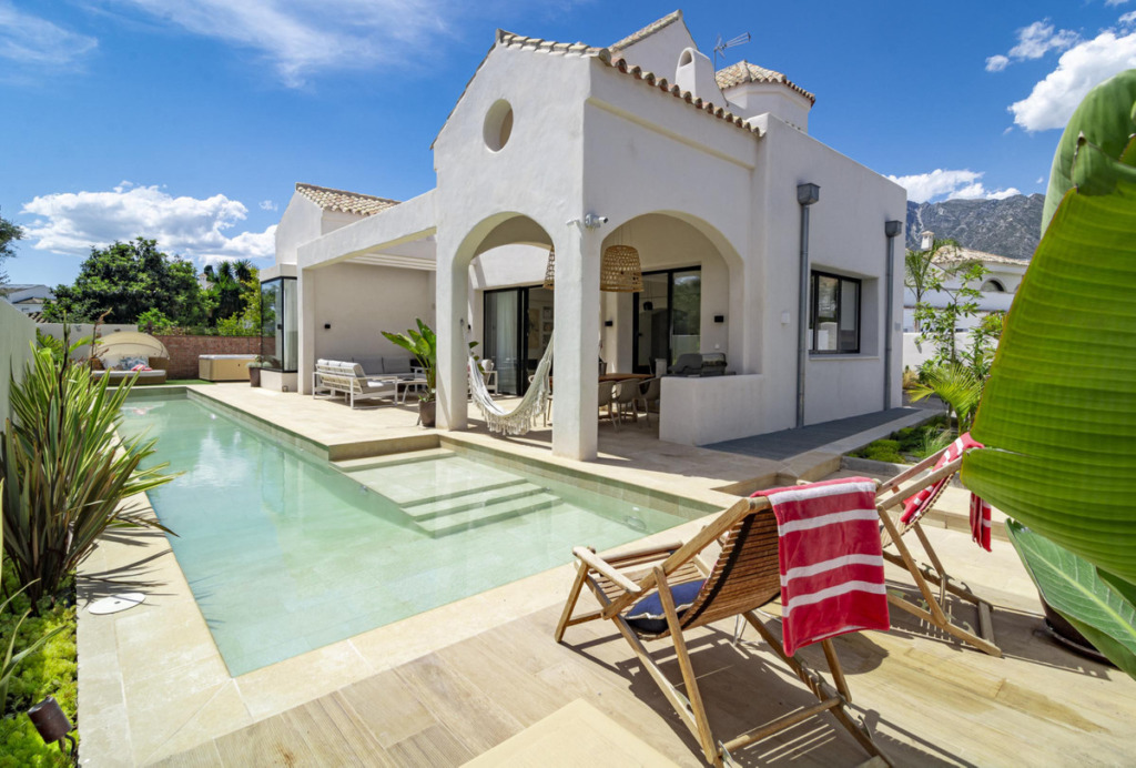 Villa – Chalet — Marbella