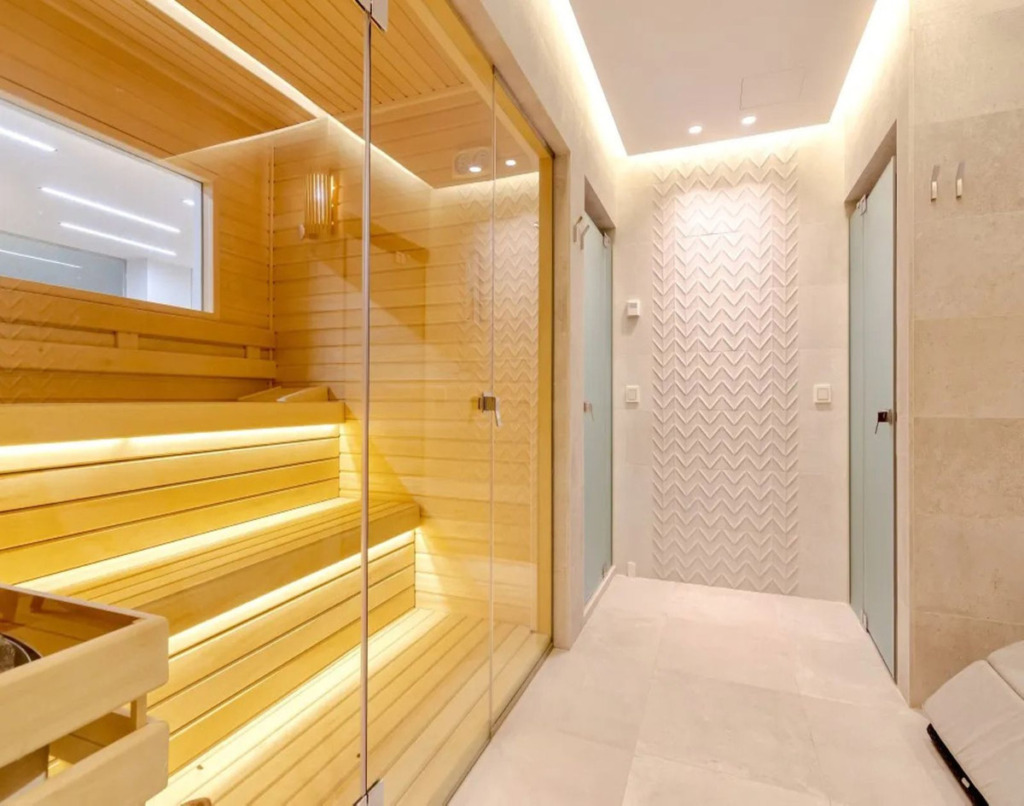 Detached Villa — Sierra Blanca