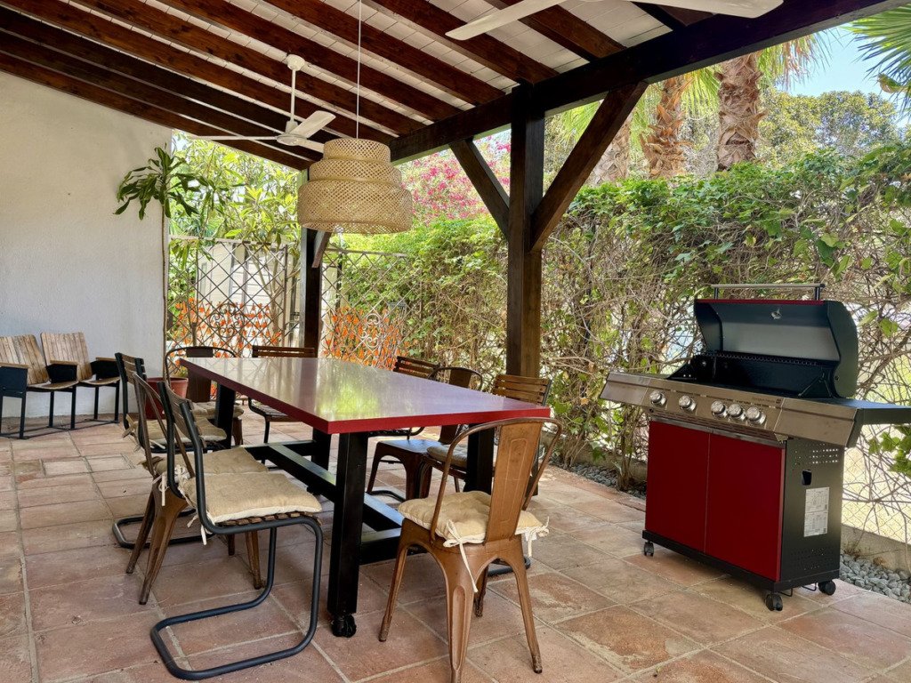 Villa – Chalet — Nueva Andalucía