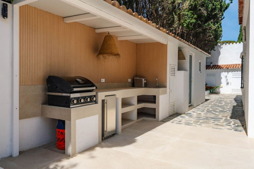 Detached Villa — Costabella