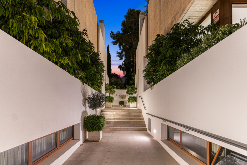 Semi-Detached House — The Golden Mile