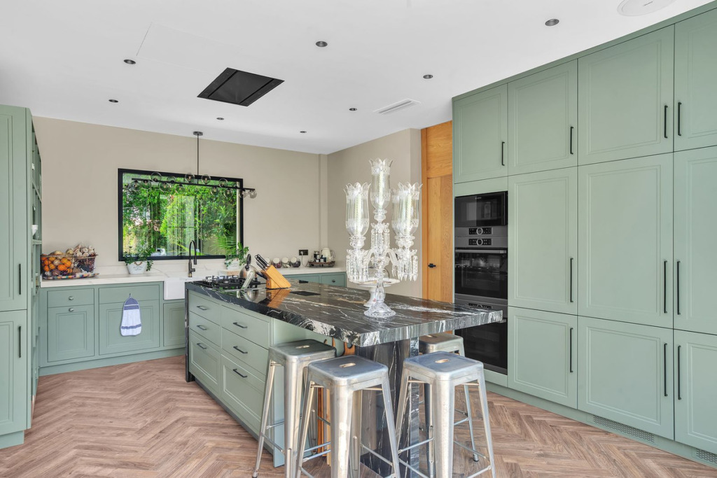 Detached Villa — Marbella