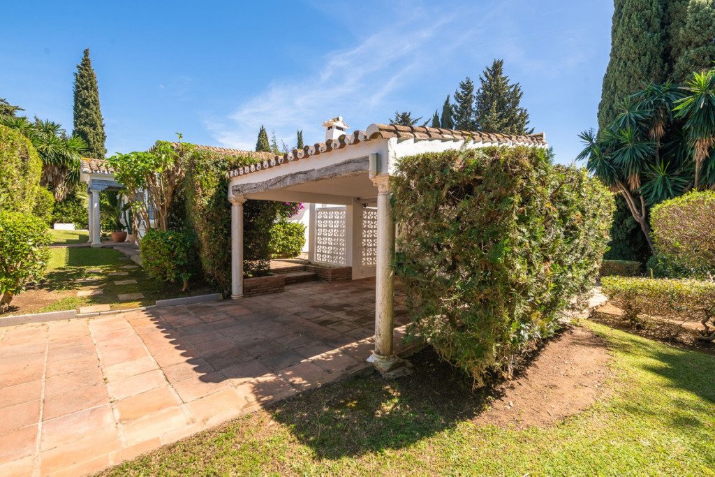 Villa – Chalet — Hacienda Las Chapas