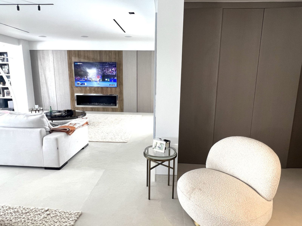 Villa – Chalet — Nueva Andalucía