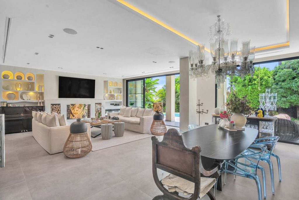 Villa – Chalet — Marbella