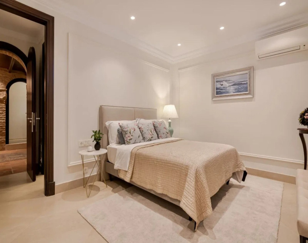 Detached Villa — Sierra Blanca