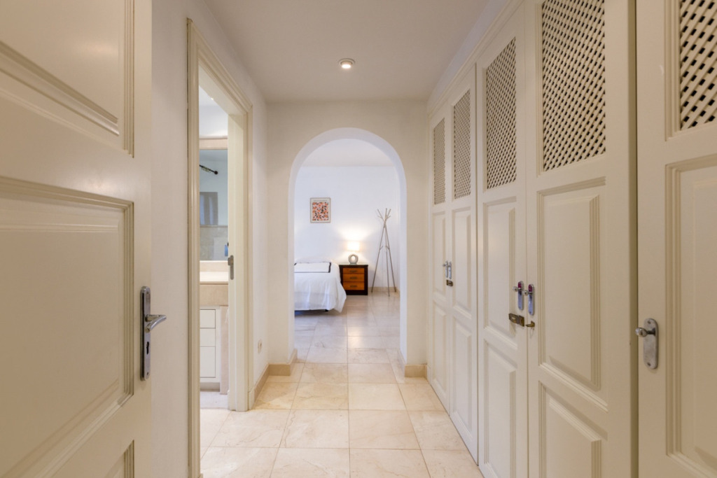 Detached Villa — Guadalmina Baja