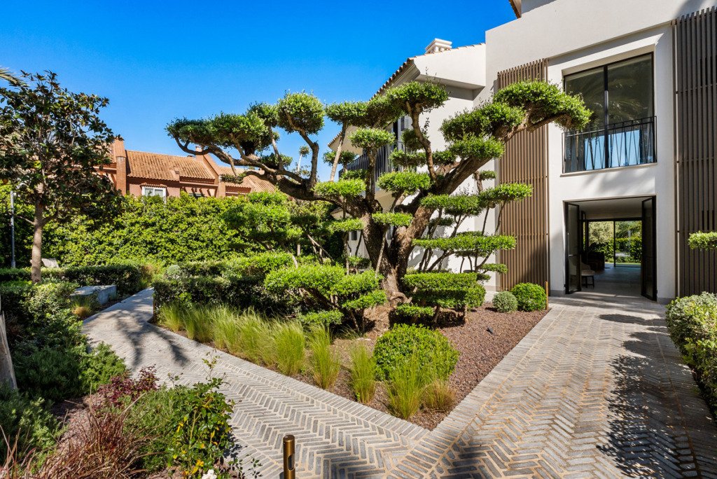 Villa – Chalet — Los Monteros