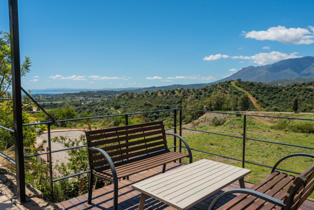 Detached Villa — Estepona