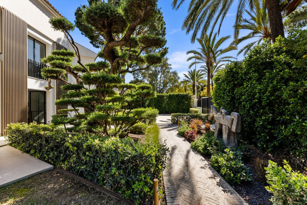 Villa – Chalet — Los Monteros