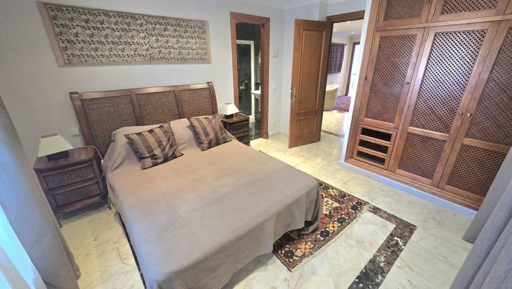 Detached Villa — El Rosario