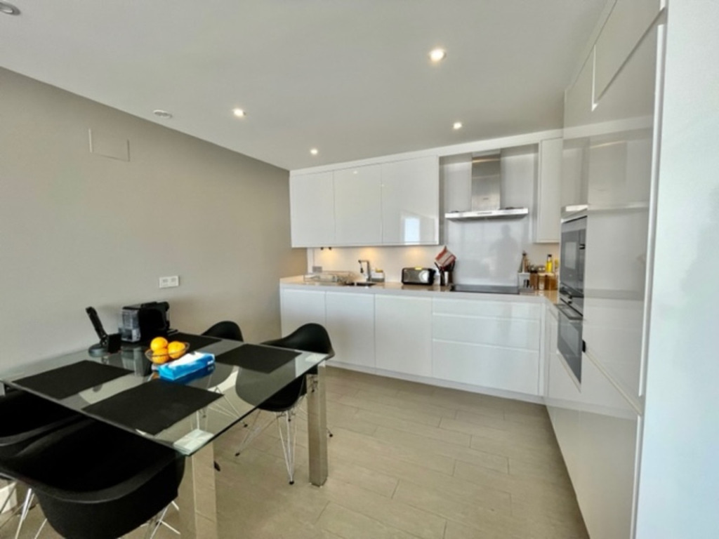 Middle Floor Apartment — Puerto Banús