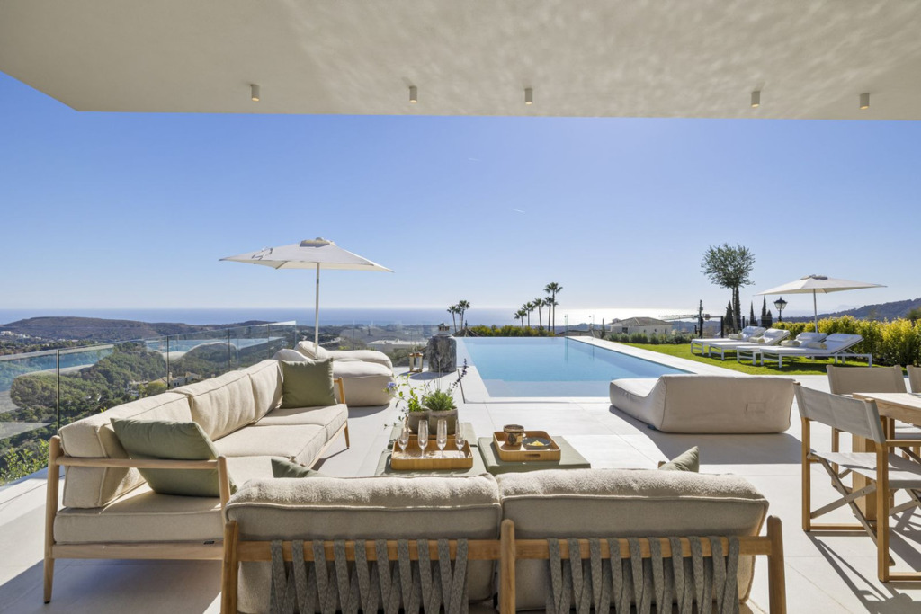 Villa – Chalet — Benahavís