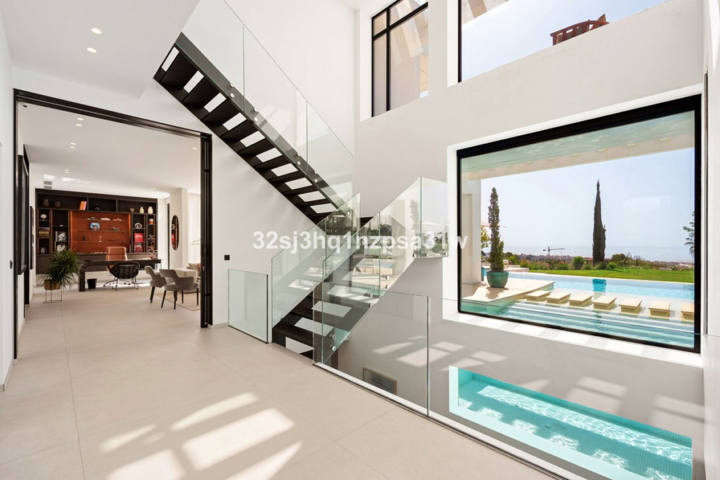 Вилла/Шале — Estepona