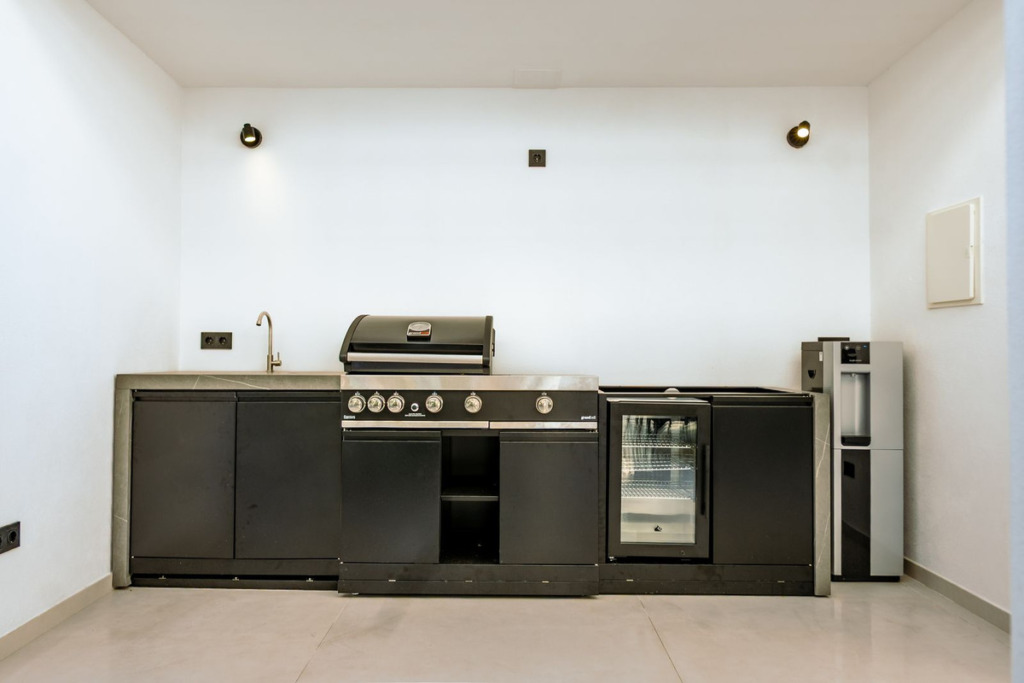 Detached Villa — El Paraiso