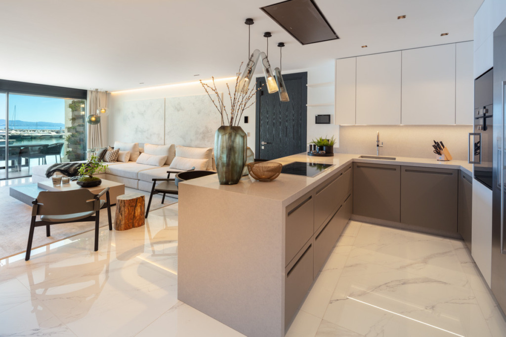 Apartamento Planta Media — Puerto Banús