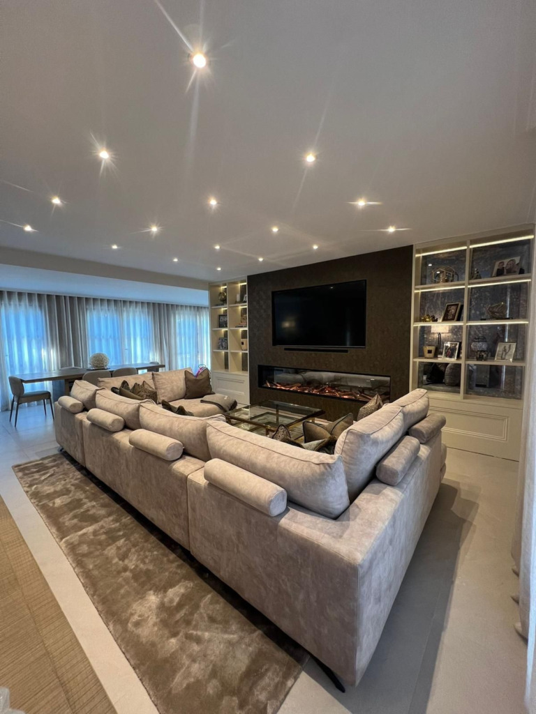 Villa – Chalet — El Paraiso