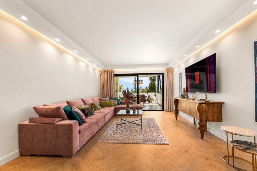 Middle Floor Apartment — The Golden Mile