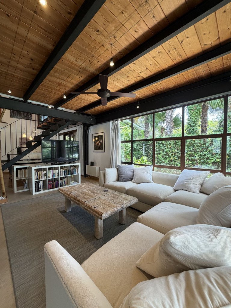 Villa – Chalet — Nueva Andalucía