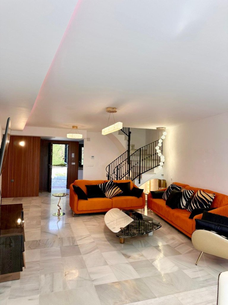 Reihenhaus – The Golden Mile