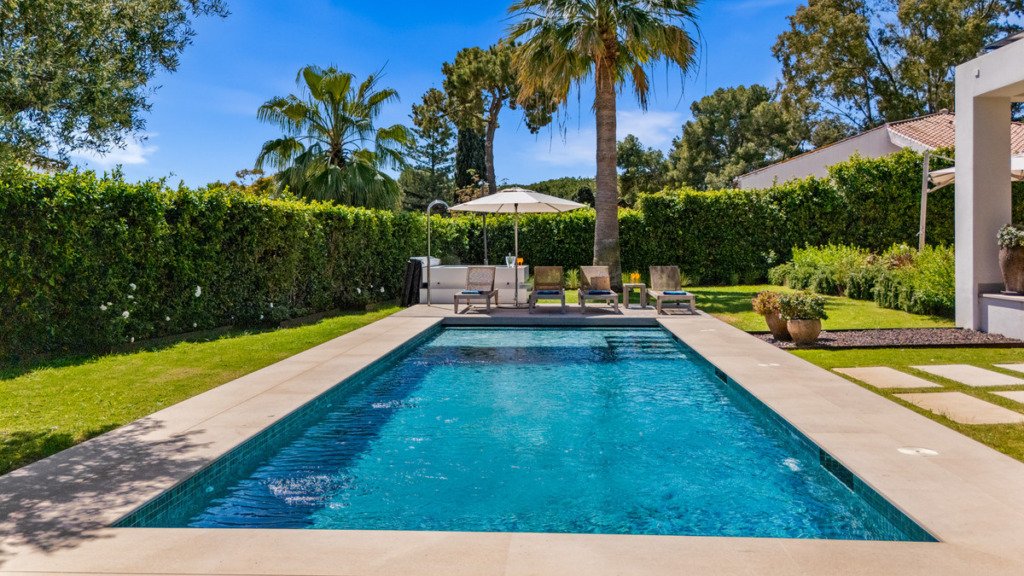 Villa – Chalet — Los Monteros