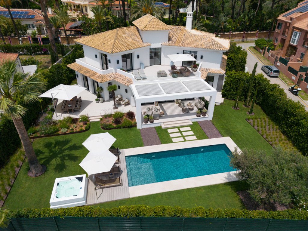 Villa – Chalet — Los Monteros