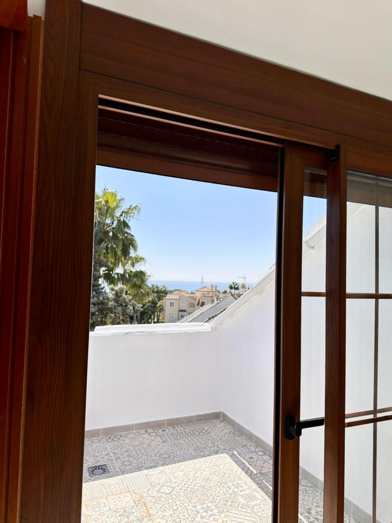 Townhouse — The Golden Mile