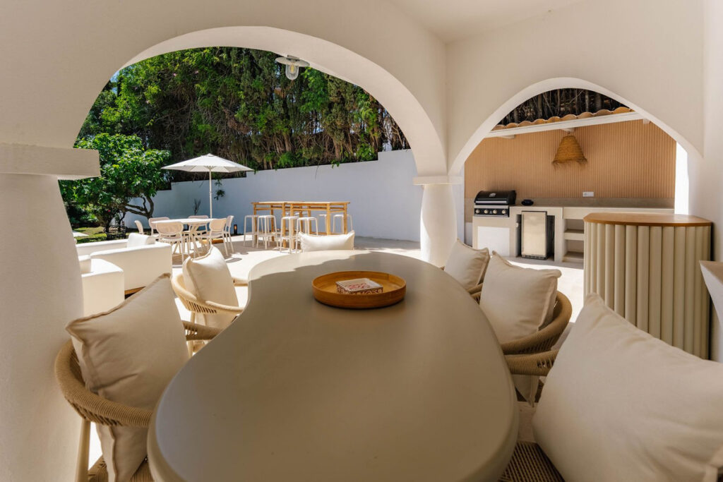 Detached Villa — Costabella