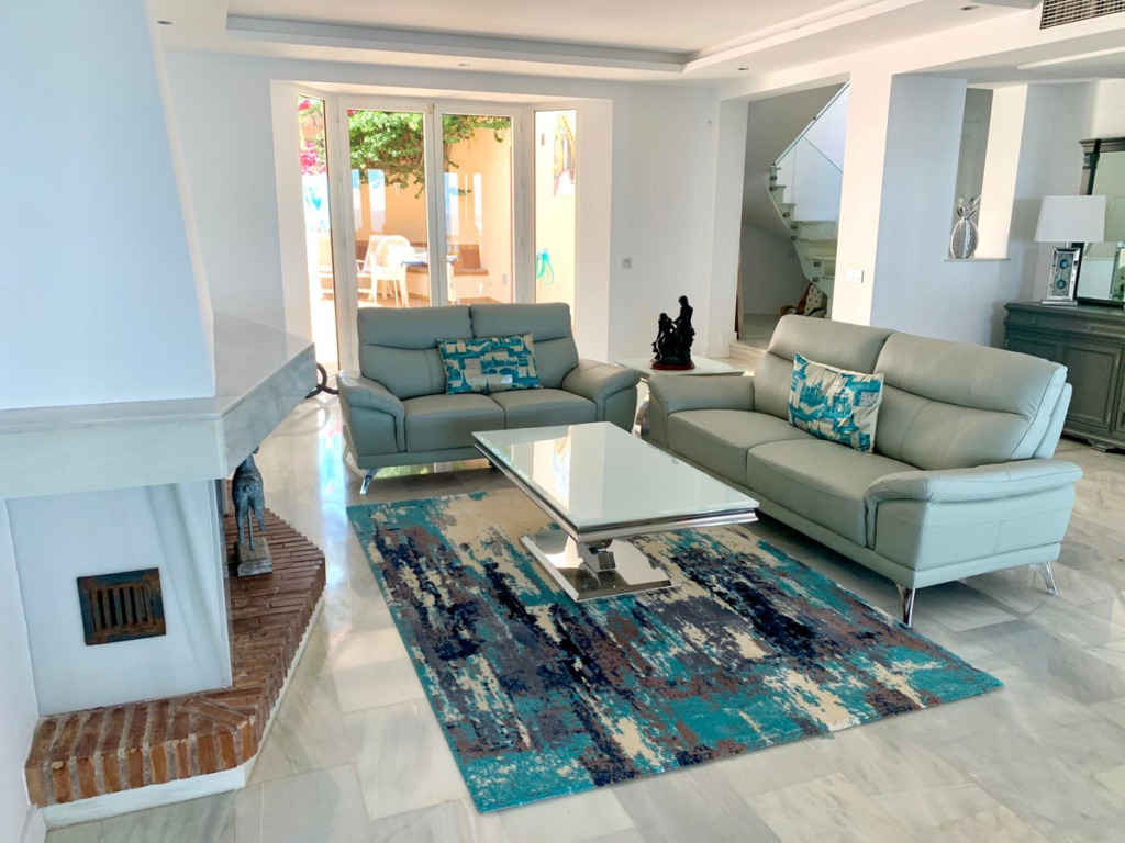 Detached Villa — Calahonda