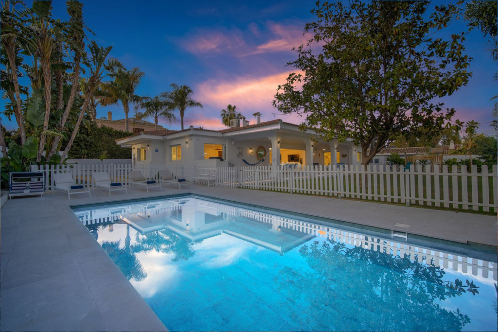 Detached Villa — Cortijo Blanco