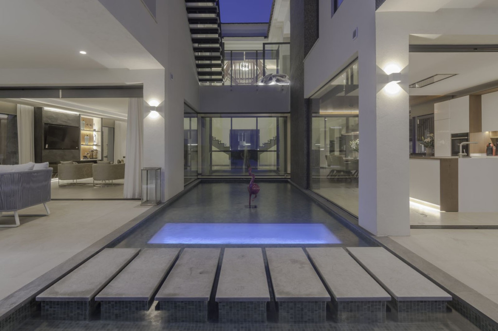 Detached Villa — La Quinta