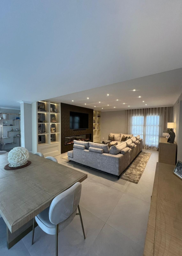 Villa – Chalet — El Paraiso