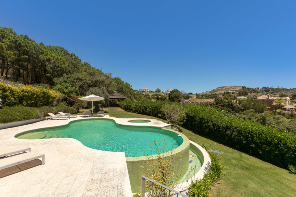Villa – Chalet — Benahavís
